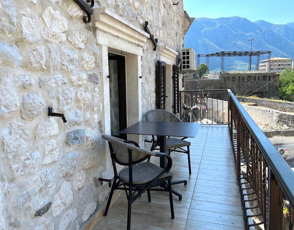 Una Apartments Kotor Eksteriør bilde