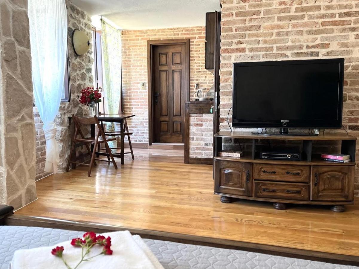 Una Apartments Kotor Eksteriør bilde