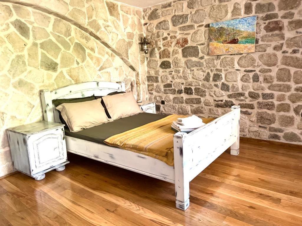 Una Apartments Kotor Eksteriør bilde
