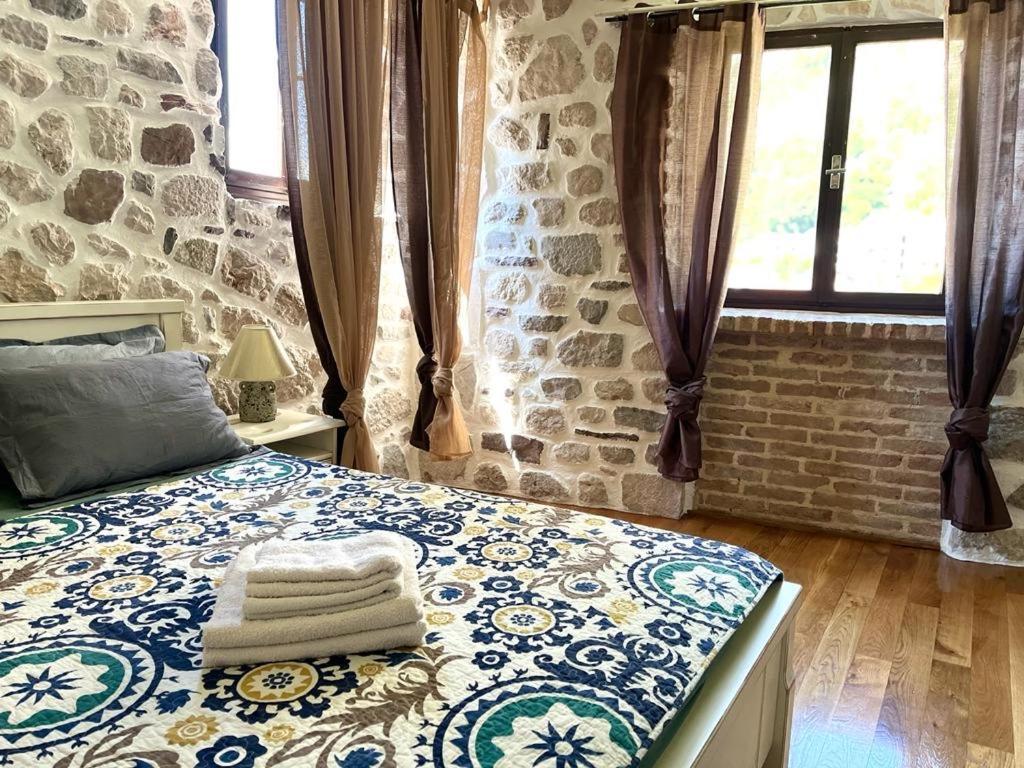 Una Apartments Kotor Eksteriør bilde